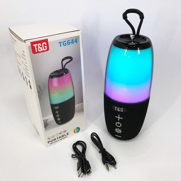 Портативна колонка TG644 5W з RGB підсвічуванням та ремінцем, блютуз колонка з акумулятором. Колір: чорний 460708 фото